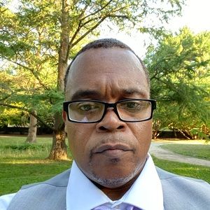 Meet your Posher, Clifton